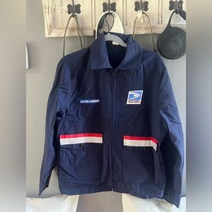 size M USPS letter carrier Regulation Bomber Jacket with Zip-Out Liner  like new